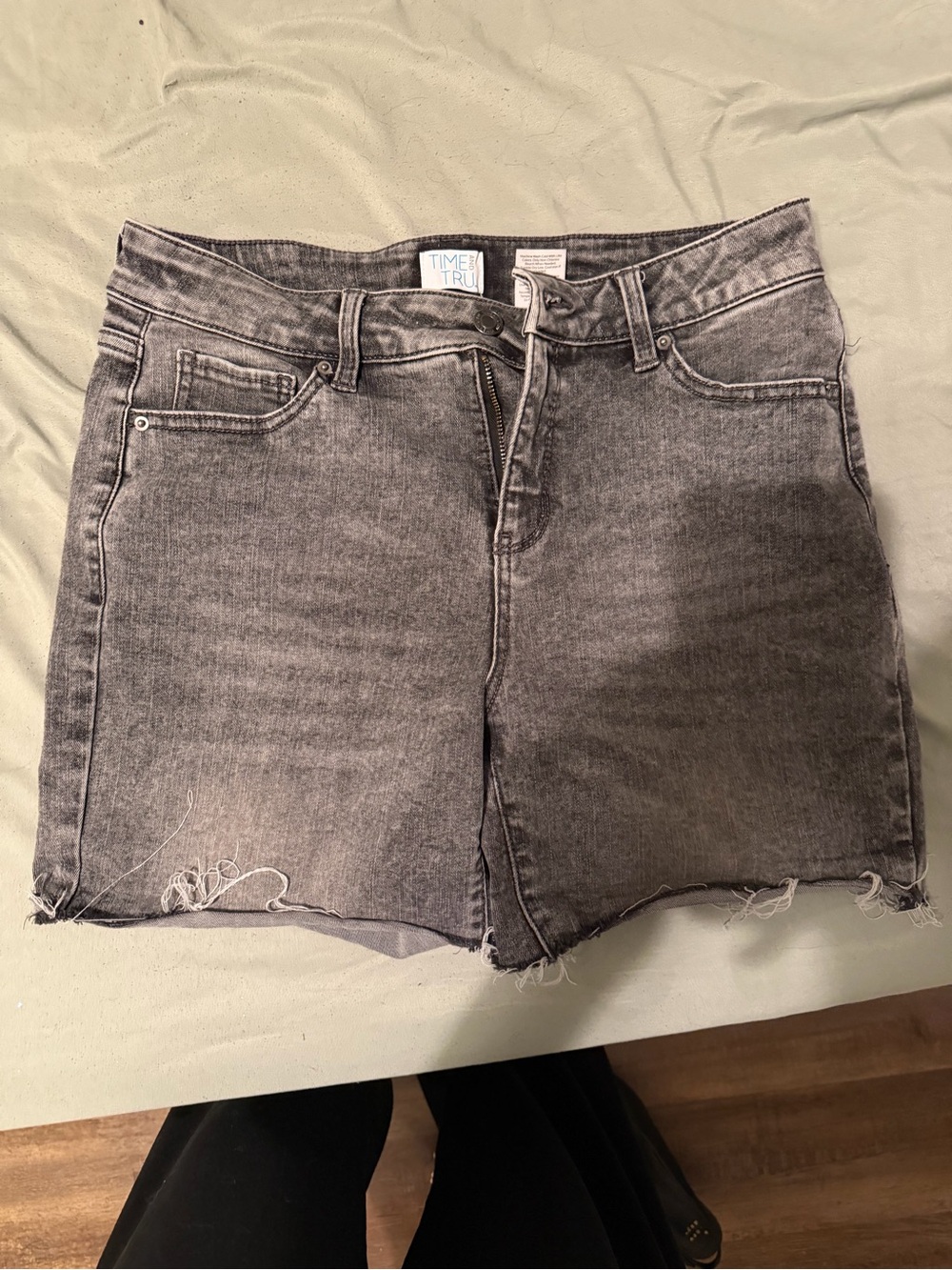 Time and Tru Black/Gray Washed Denim Shorts